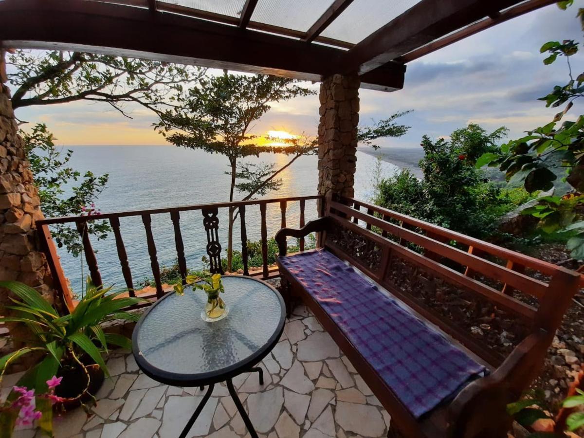 Edge Resort, Yogyakarta Паранґтрітіс Екстер'єр фото